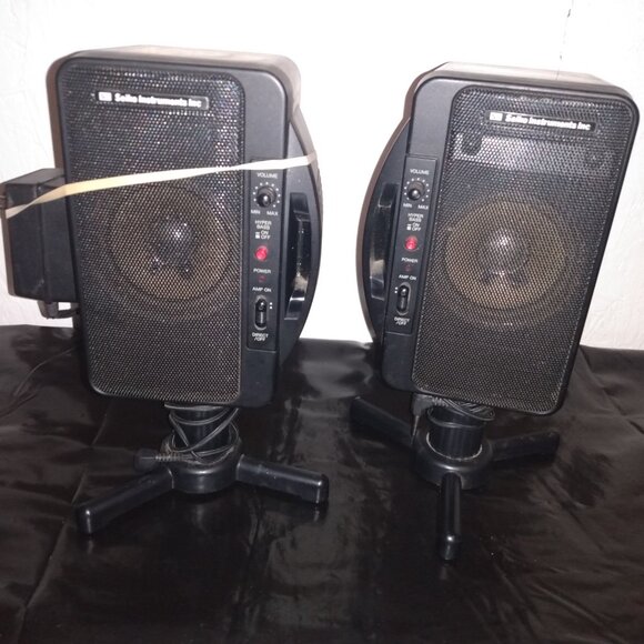 Vintage Seiko Instruments Portable Mini Speakers - Picture 3 of 9